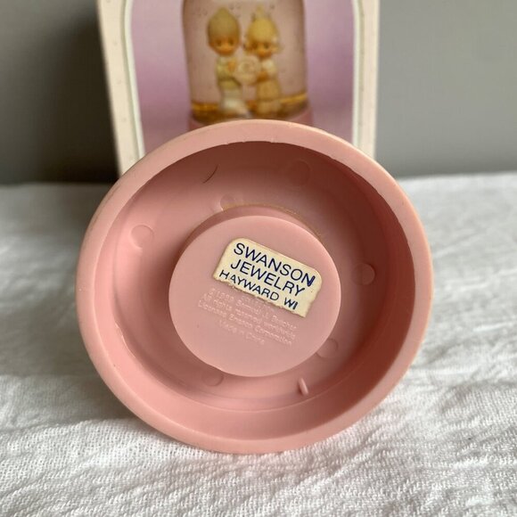 Precious Moments God Blessed Our Years Together Snow Globe - Picture 4 of 6